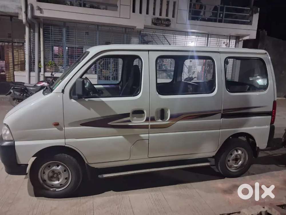 Maruti Suzuki Eeco 2011