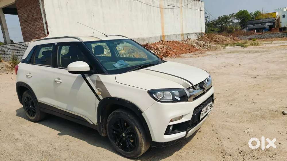 Maruti Suzuki Brezza Model 2018 December Diesel 220000 Km Driven