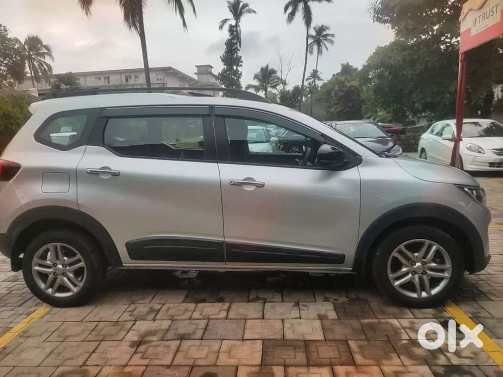 Renault Triber Rxz Easy-r Amt, 2023, Petrol