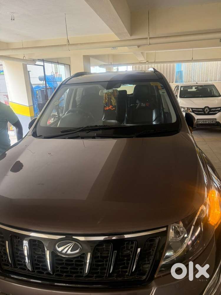 Mahindra XUV500 Diesel Well Maintained