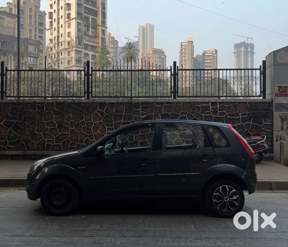 Ford Figo Petrol 2011