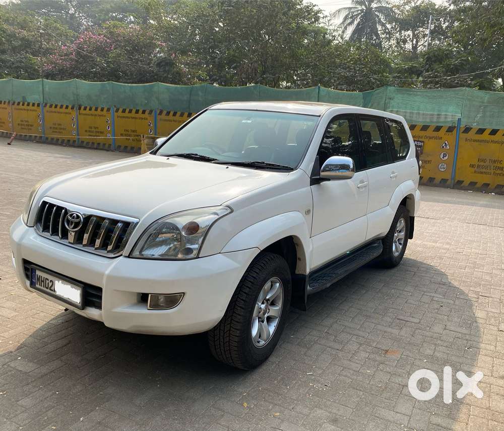Toyota Land Cruiser Prado 2006 Model Car Available