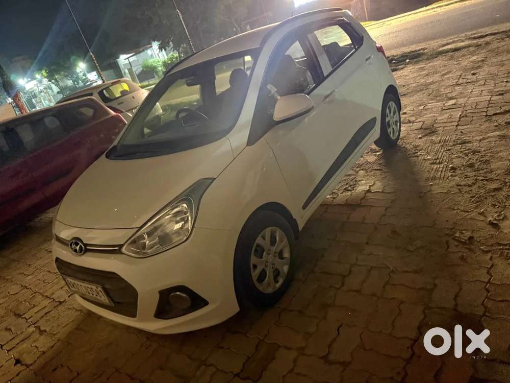 Hyundai Grand I10 Sportz 1.2 Kappa Vtvt, 2016, Petrol