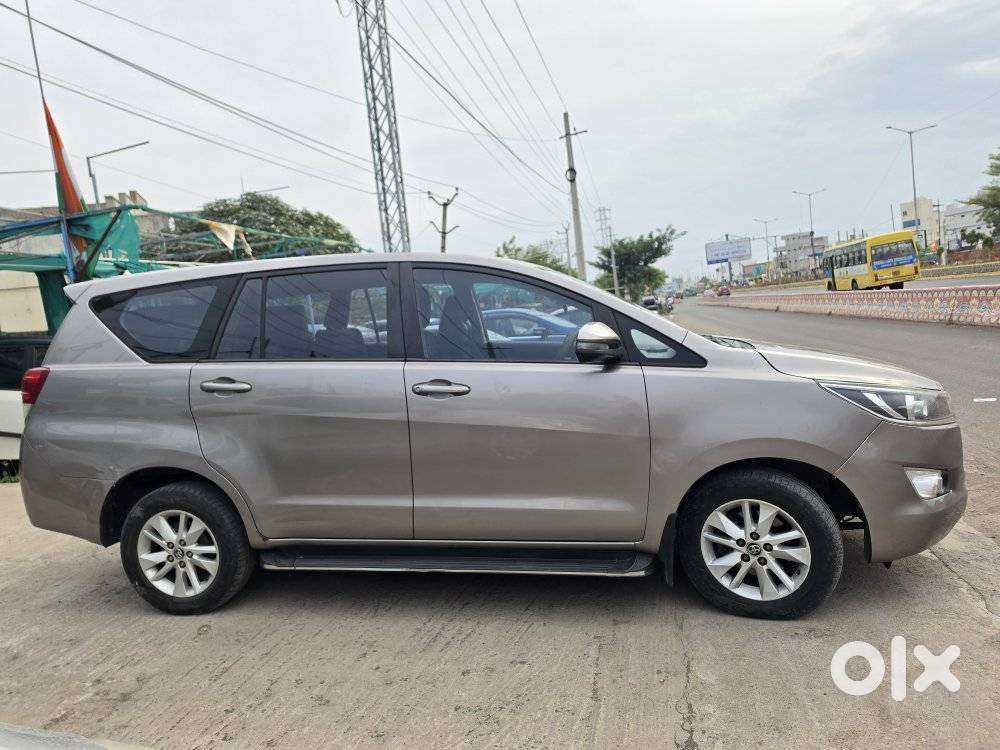 Toyota Innova Crysta 2.8 Gx At, 2018, Diesel