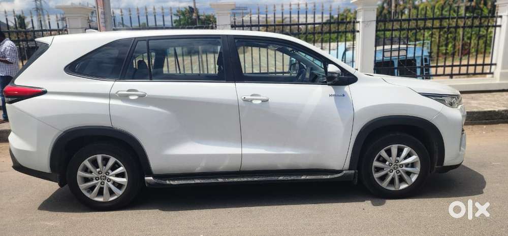 Toyota Innova Hycross 2.0 Vx Hybrid 7 Str, 2024, Diesel