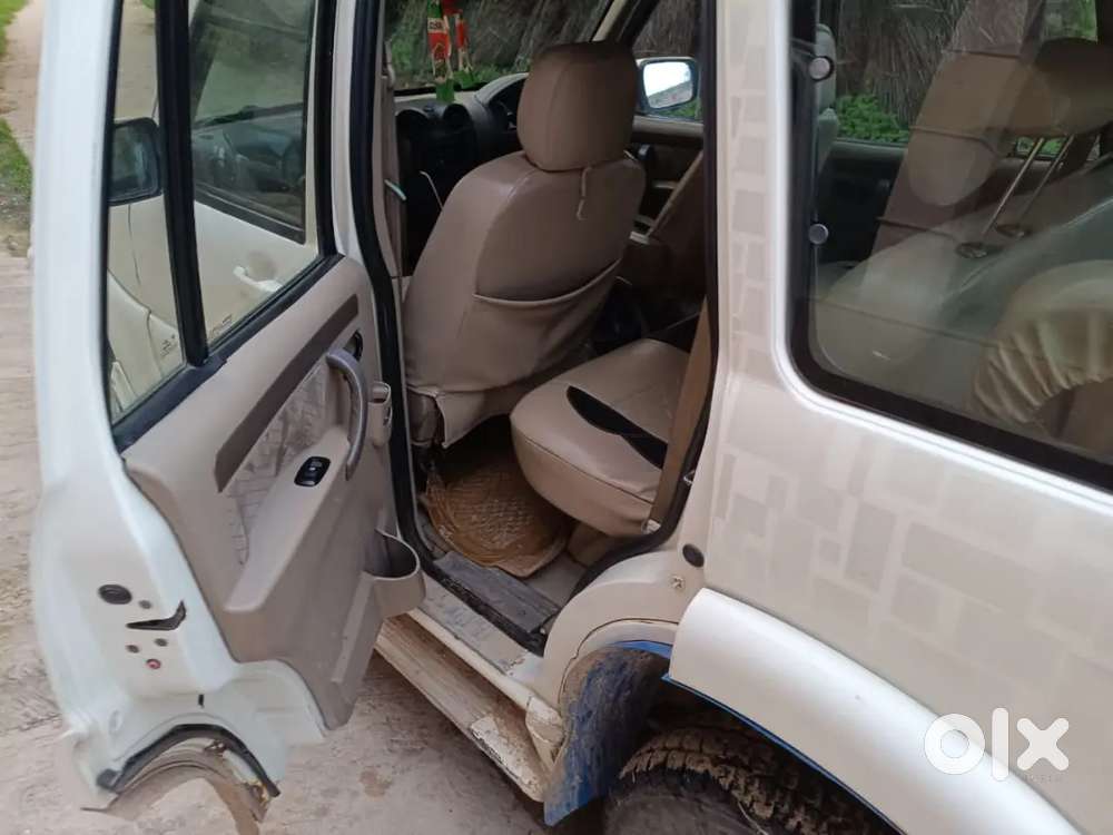 Mahindra Scorpio 2012 Diesel Manual