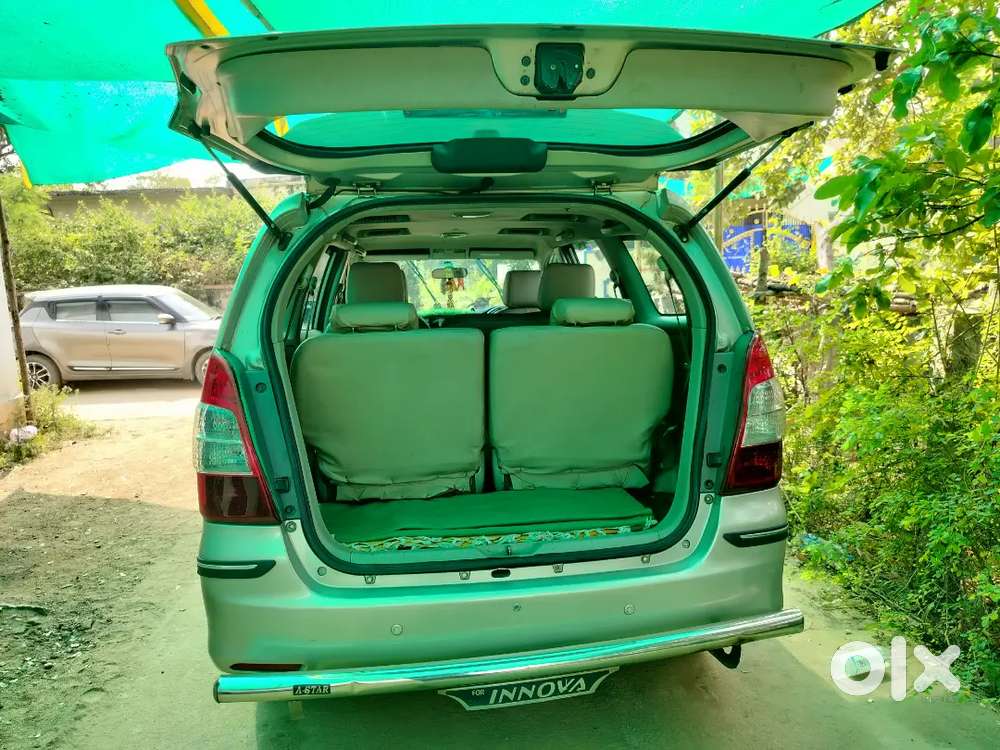 Toyota Innova 2013