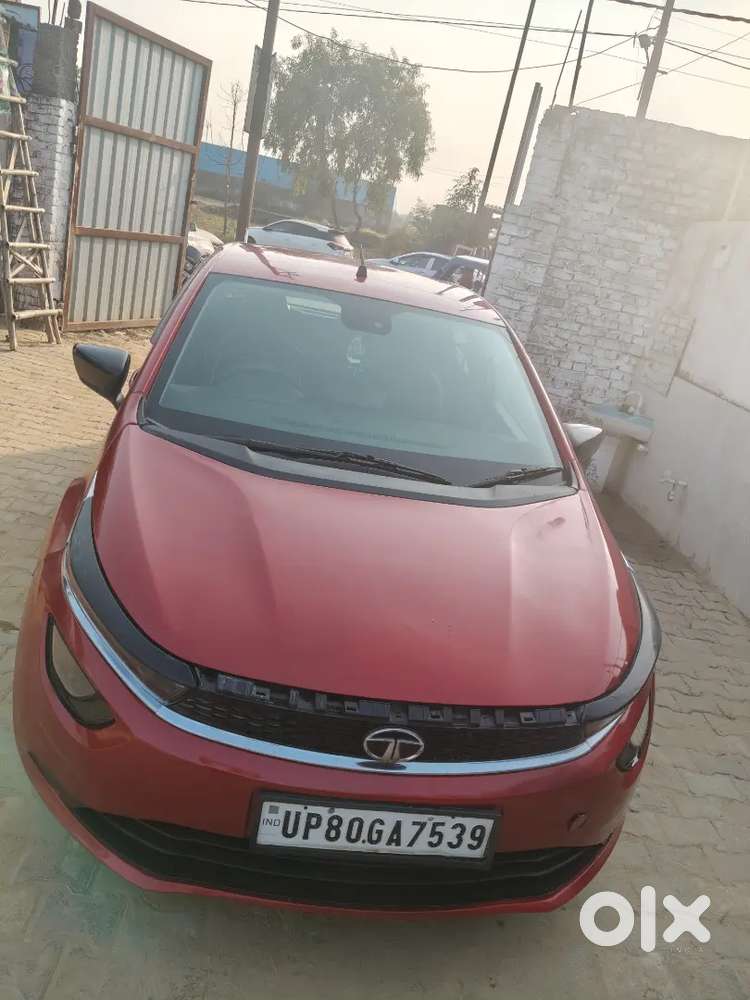 Tata Altroz 1.2 Xe 2021 पेट्रोल