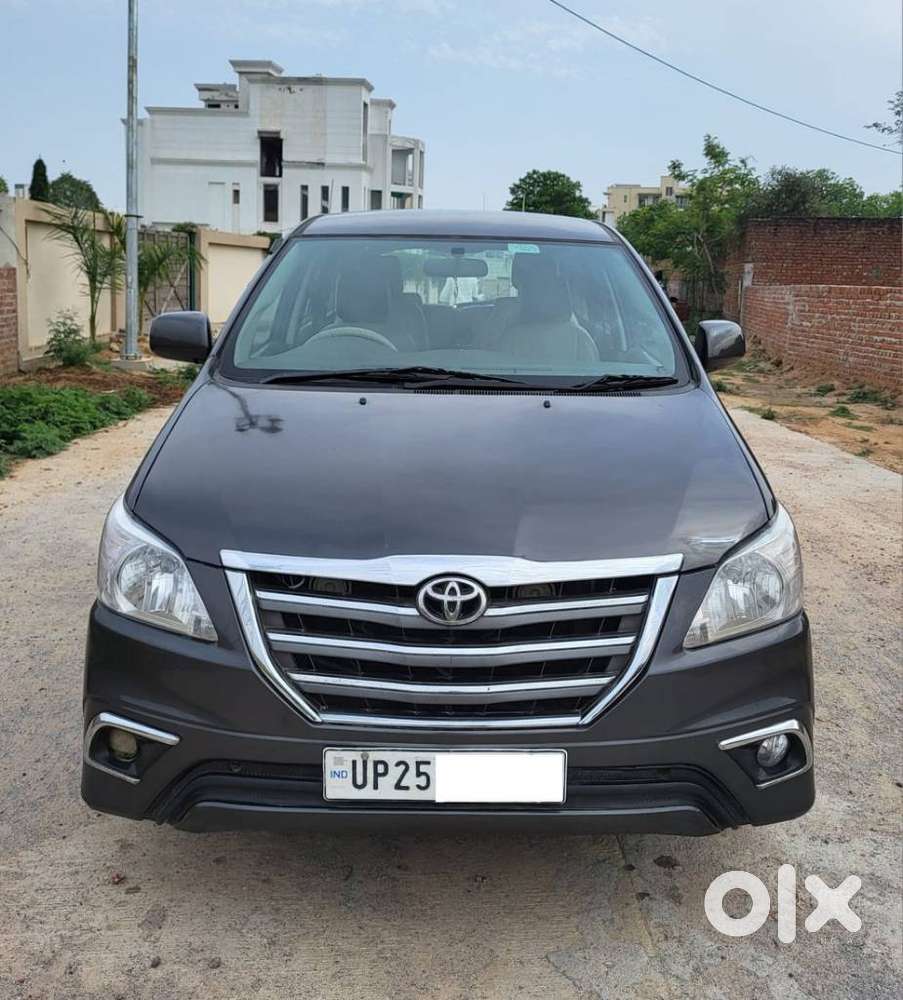 Toyota Innova 2.5 G (diesel) 8 Seater, 2015, Diesel