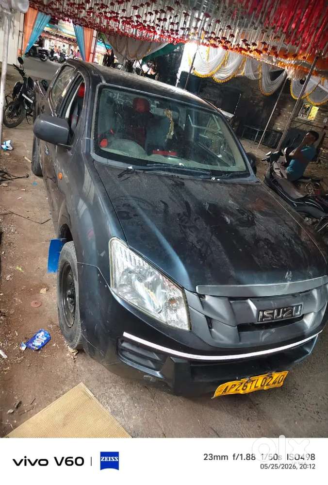 Isuzu D-max V-cross Z 2018 Urgent Sale