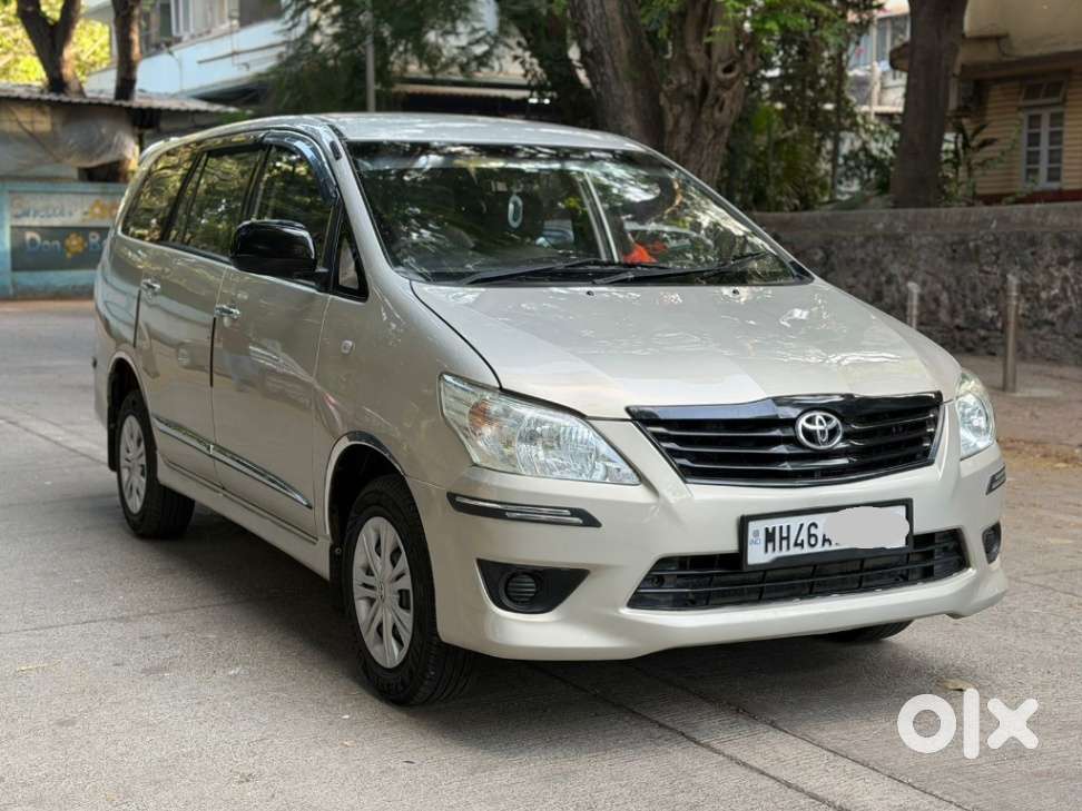Toyota Innova 2.5 G (diesel) 7 Seater Bs Iv, 2015, Diesel