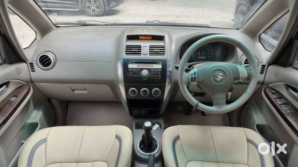 Maruti Suzuki Sx4 Zxi Mt Bsiv, 2012, Petrol