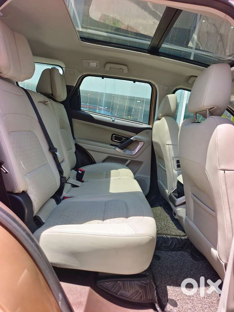 Tata Safari Accomplished Dual Tone At, 2024, Diesel
