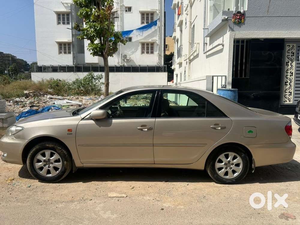Toyota Camry Petrol Automatic