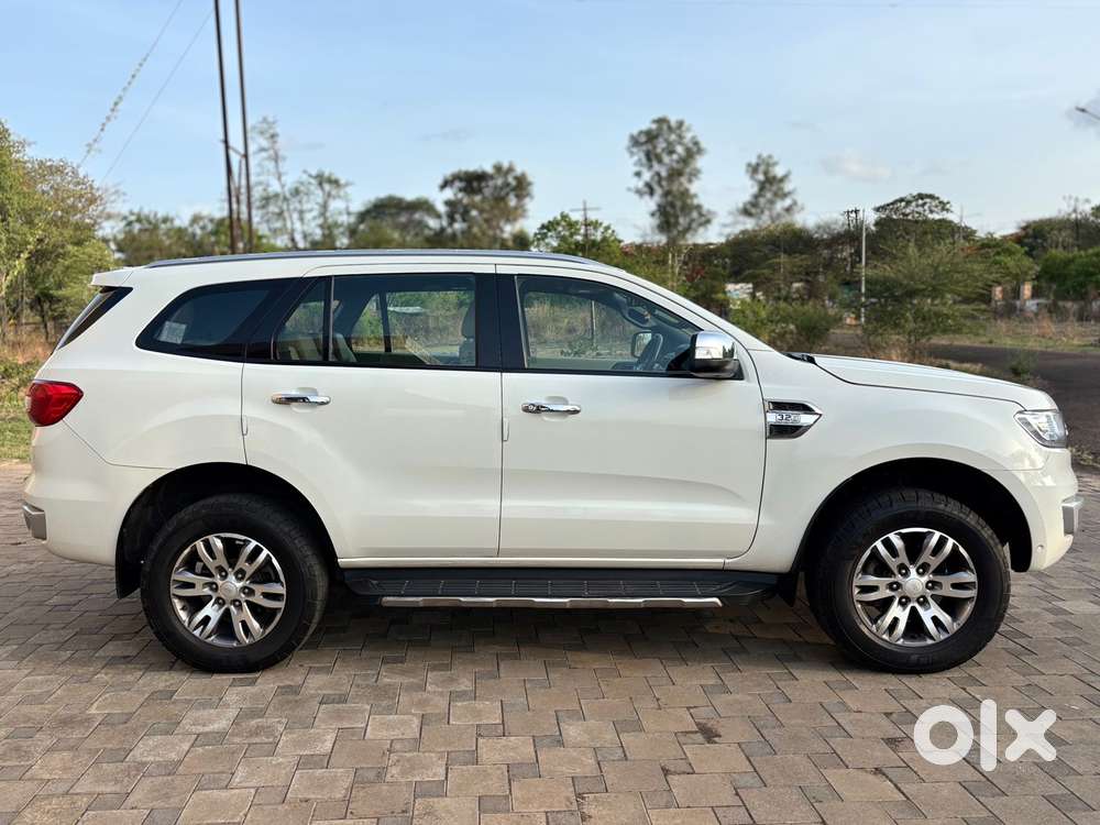 Ford Endeavour 3.2 Titanium At 4x4, 2017, Diesel