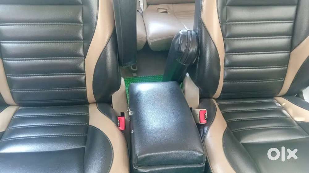 Toyota Innova 2009 Diesel 130000 Km Driven