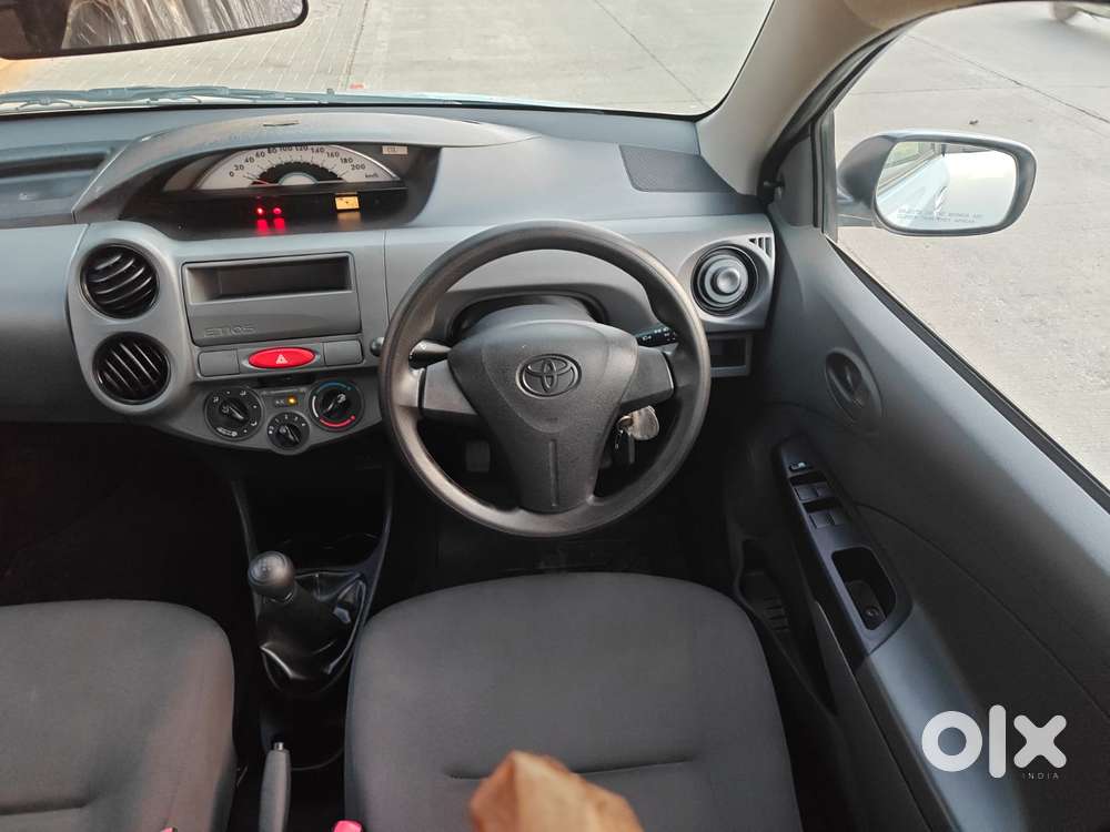 Toyota Etios Liva 2011-2012 G Plus, 2012, Petrol