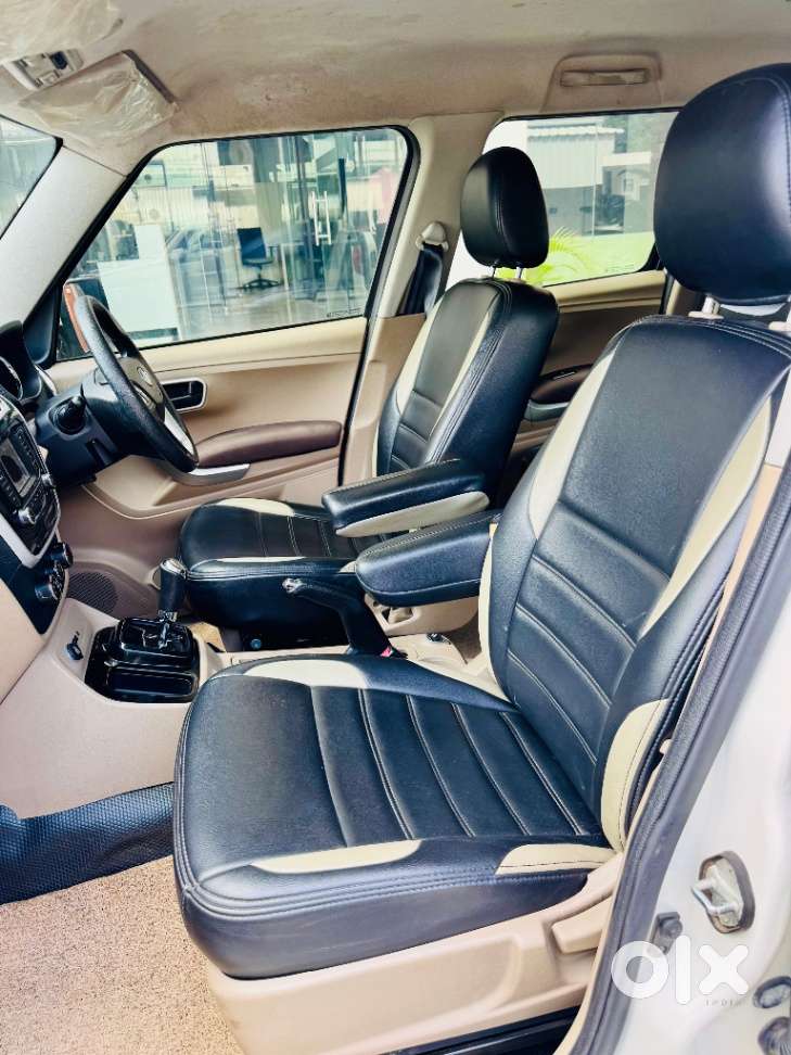 Mahindra Tuv 300 T8 Amt (automatic), 2016, Diesel