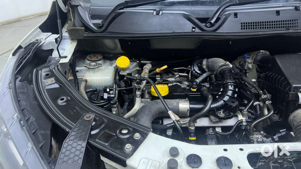 Nissan Magnite Xv Turbo, 2022, Petrol