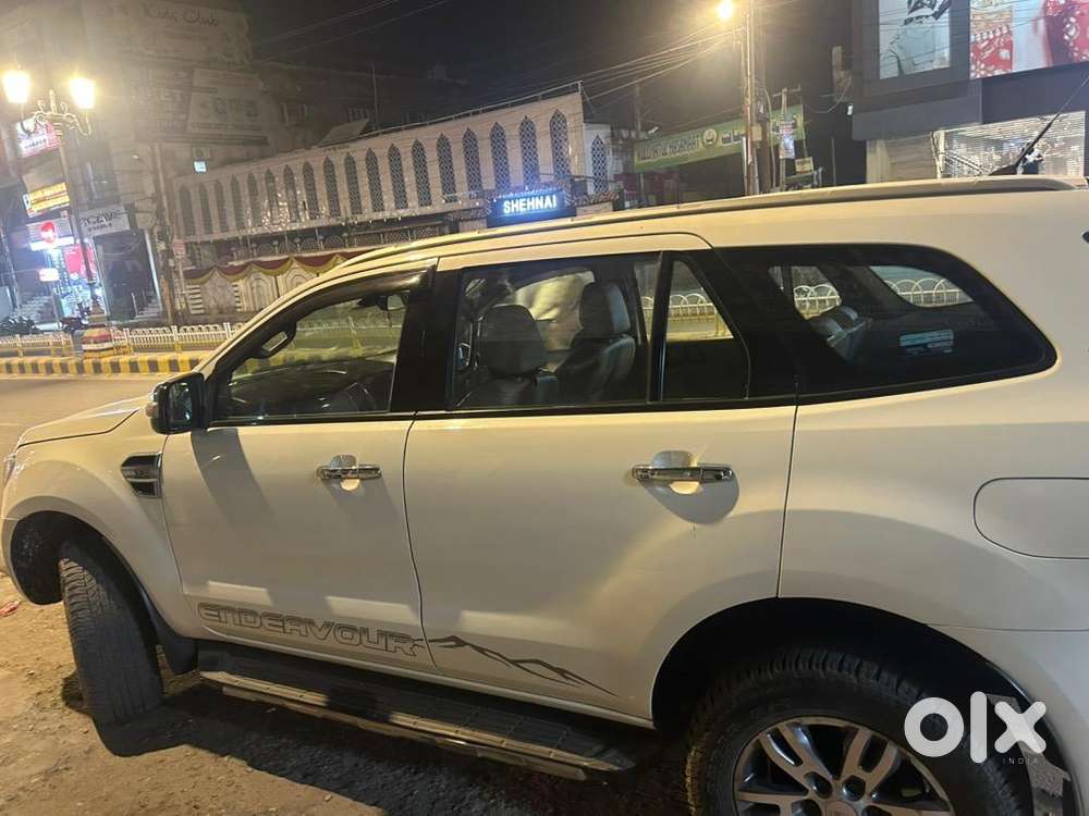 Ford Endeavour 2016 Diesel Well Maintained