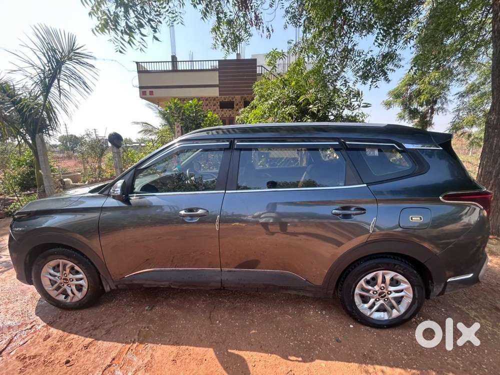 Kia Carens 2022 Diesel 80000 Km Driven