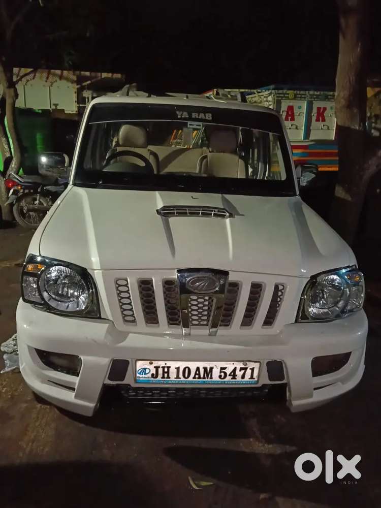 Mahindra Bolero 2016
