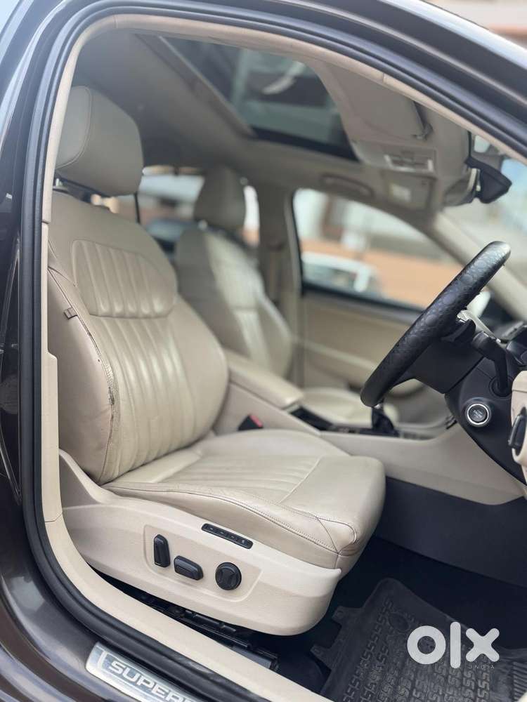 Skoda Superb Style 2.0 Tdi At, 2018, Diesel
