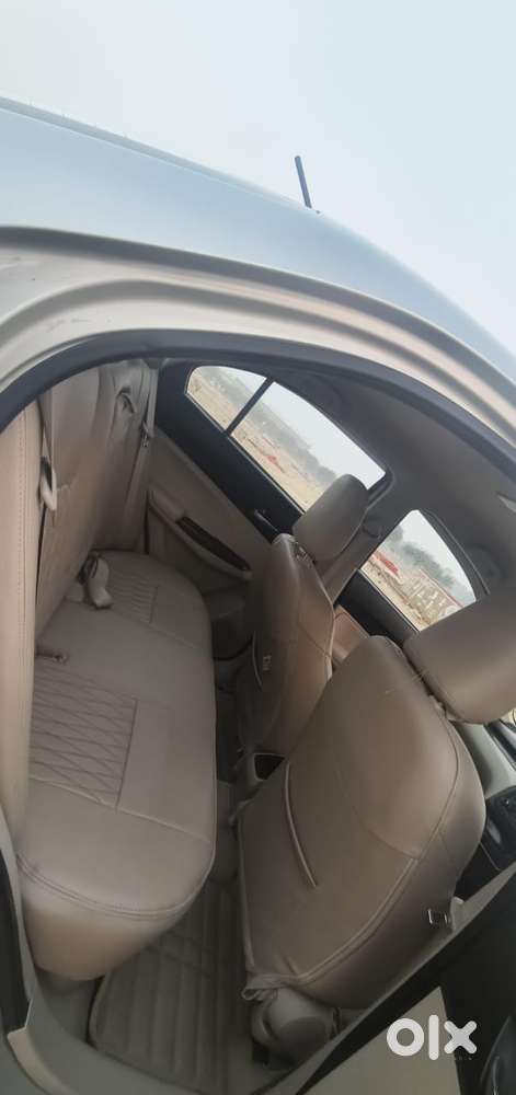 Maruti Suzuki Dzire 1.2 Zxi Amt, 2018, Petrol