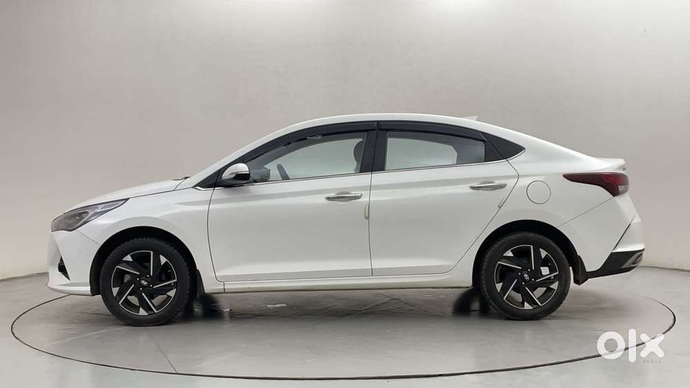 Hyundai Verna 1.5 Mpi Mt Sx (o), 2022, Petrol