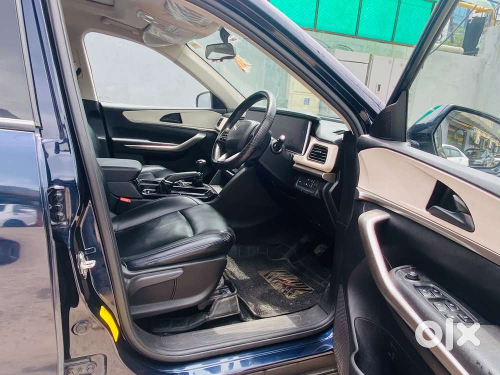 Mahindra Xuv700 2.2 Ax 5 Diesel Mt 7 Str, 2024, Diesel