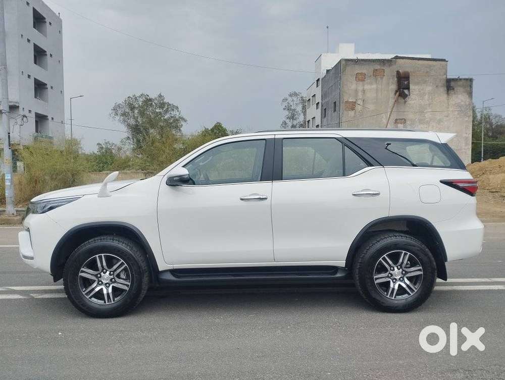 Toyota Fortuner 4x2 At 2.7 Petrol, 2026, Petrol