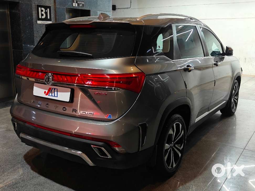 Mg Hector Plus Savvy Pro 1.5 Turbo Petrol Cvt 6 Str, 2023, Petrol