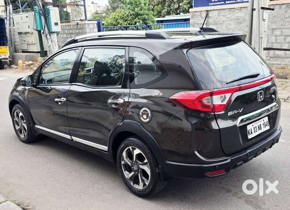 Honda Br-v 1.5 Vx Style Edition I-vtec Mt, 2017, Petrol