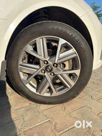 Hyundai Verna Sx 1.5 Petrol Ivt, 2023, Petrol