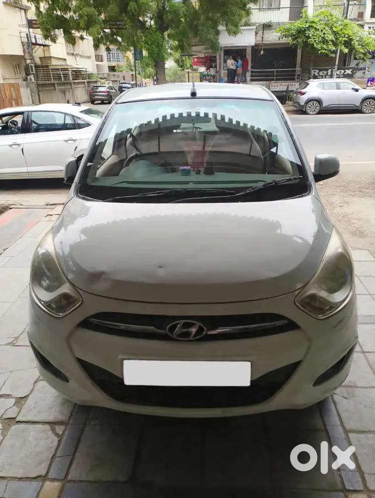 Hyundai I10 Sportz 2011