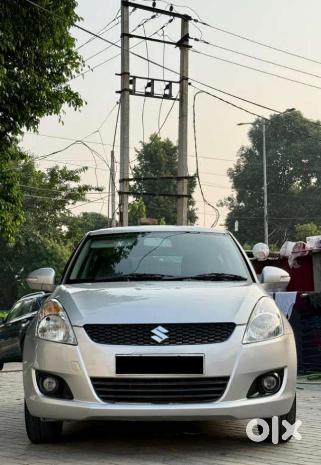 Maruti Suzuki Swift Vvt Zxi, 2013, Petrol