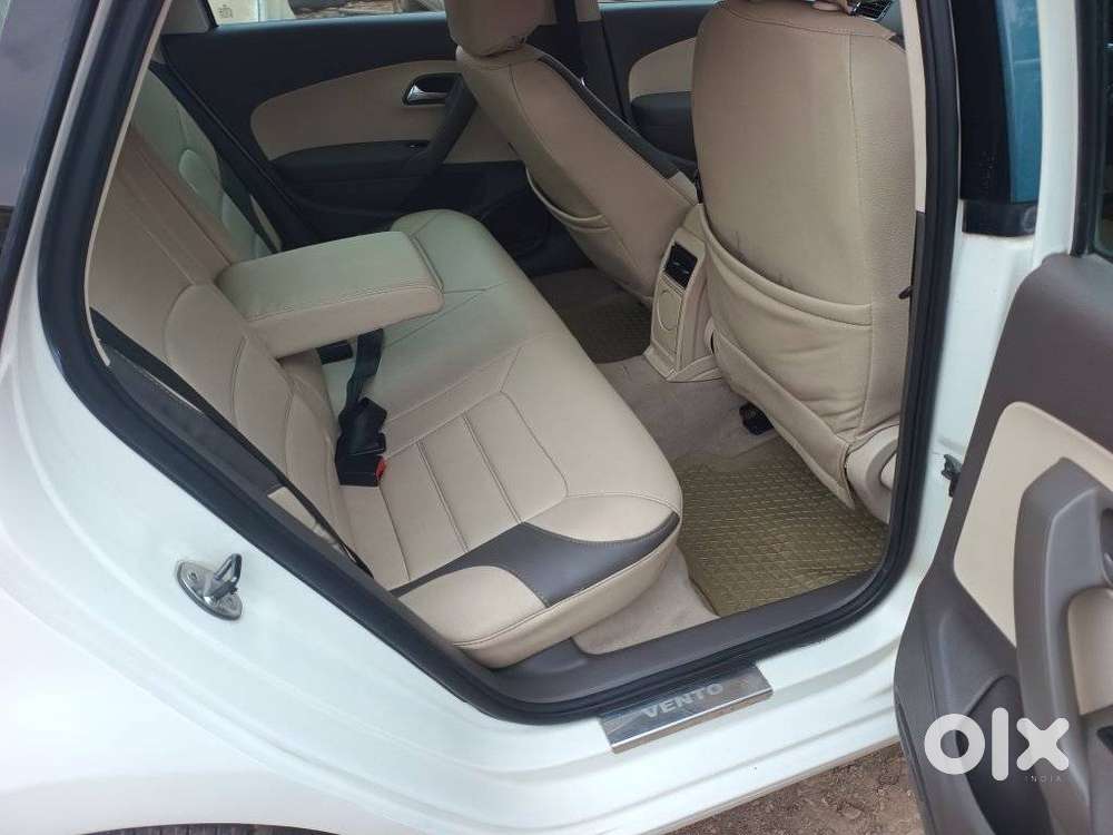 Volkswagen Vento 2010-2013 Petrol Highline, 2012, Petrol