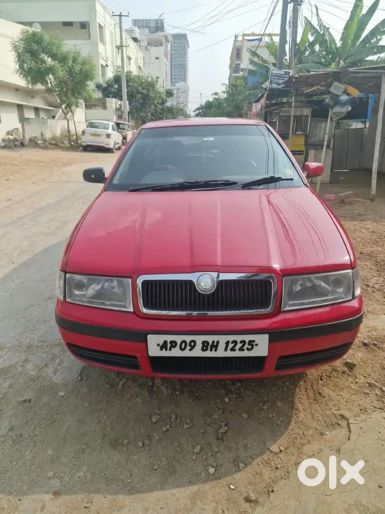 Skoda Octavia Elegance 2007 Diesel Second-owner Car