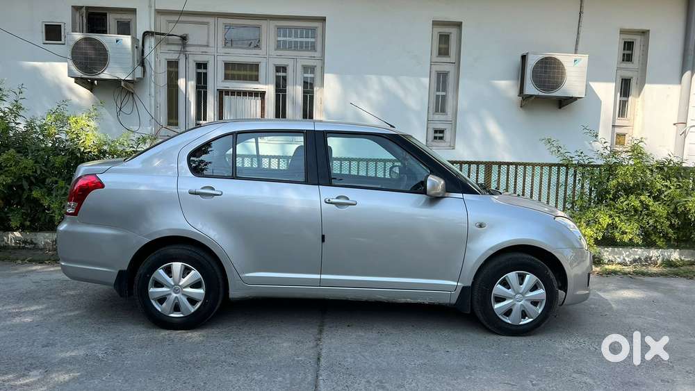 Maruti Suzuki Dzire 1.2 Vxi, 2011, Petrol