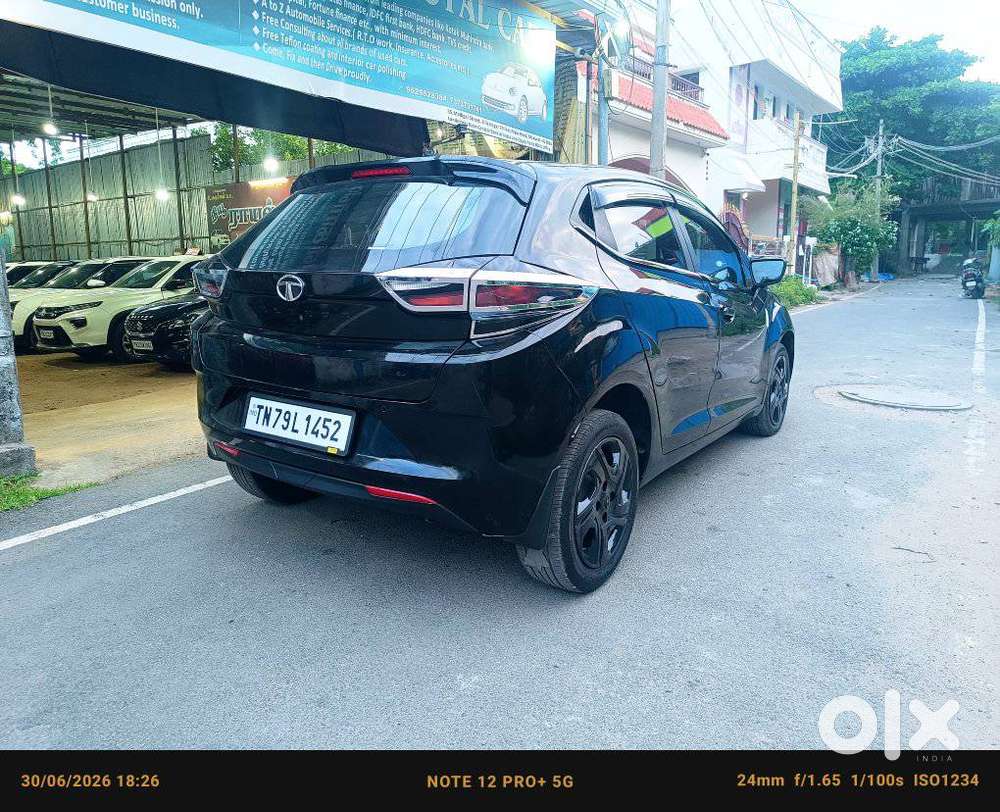 Tata Altroz 1.2 Xt Dark Edition Petrol, 2023, Petrol