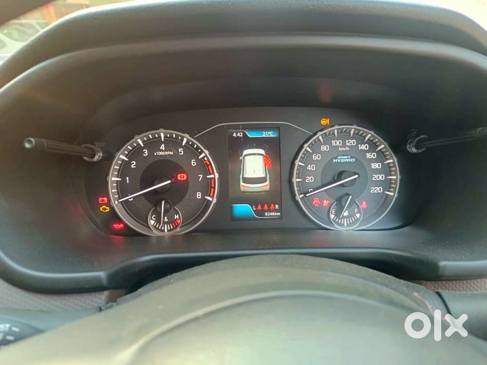 Maruti Suzuki Brezza 1.5 Zxi Smart Hybrid, 2024, Petrol