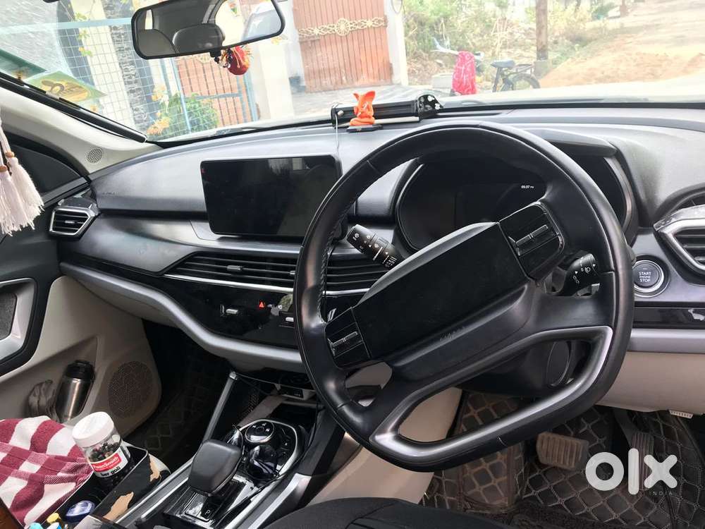 Tata Safari Pure Plus S, 2024, Diesel
