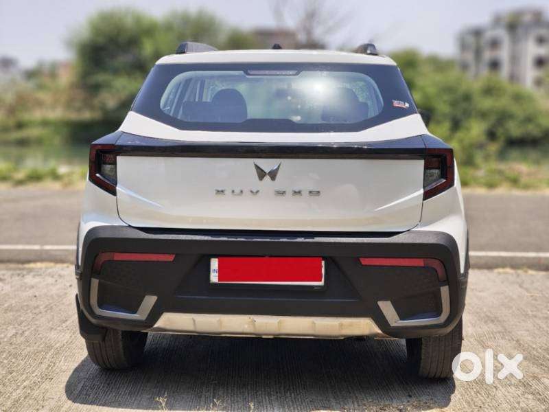 Mahindra Xuv 3xo Mx3, 2024, Petrol