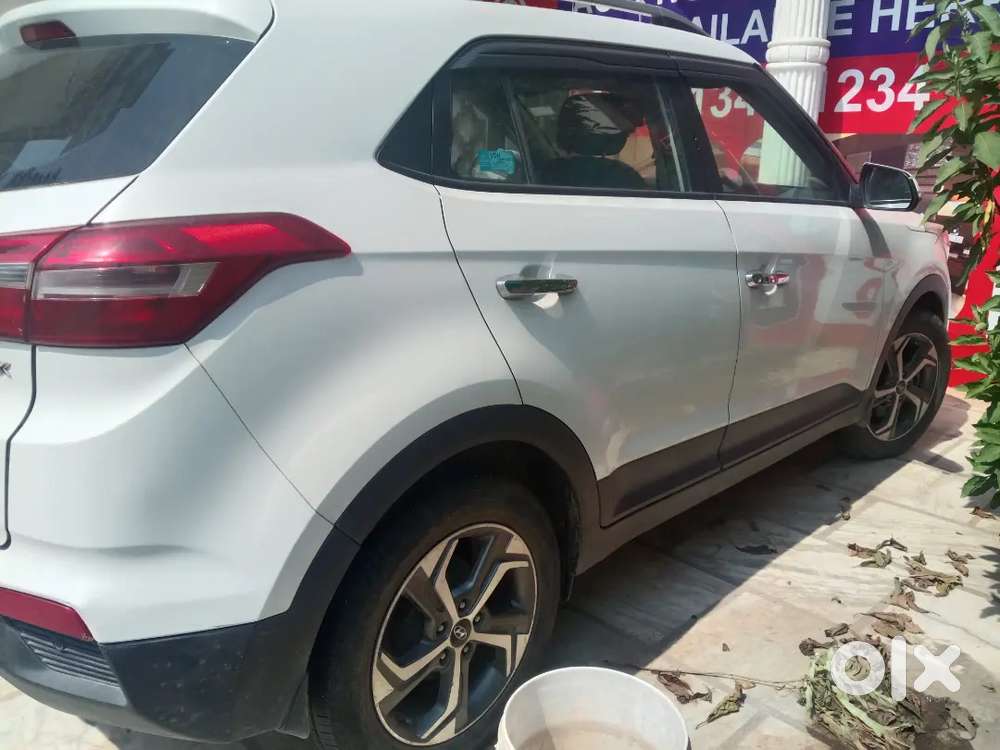 2 Key . With Company Record Chali Hai. Hyundai Creta