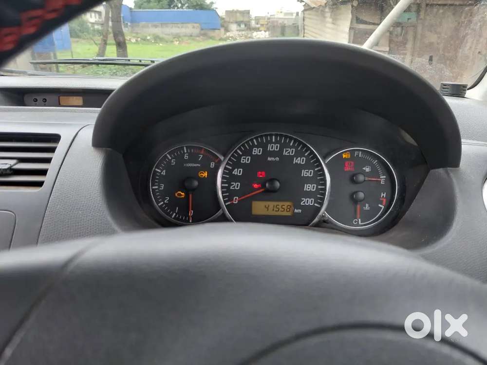 Swift Lxi Maruti 2008