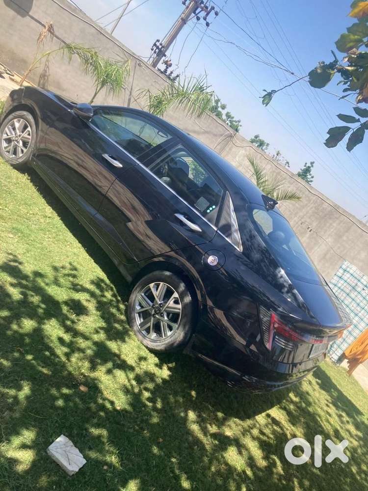 Hyundai Petrol Manual 2024 Car