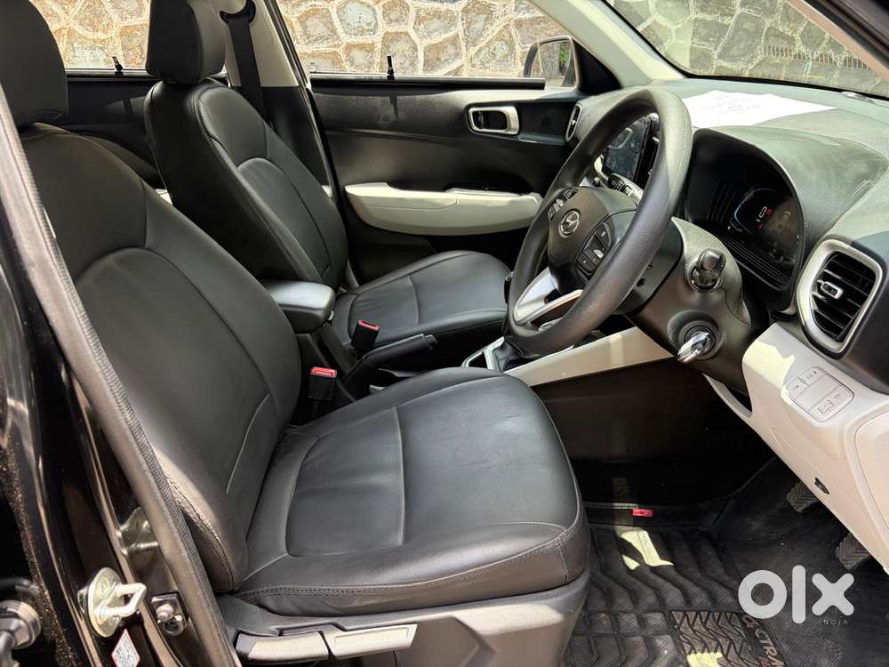Hyundai Venue 1.2 S (o), 2025, Petrol