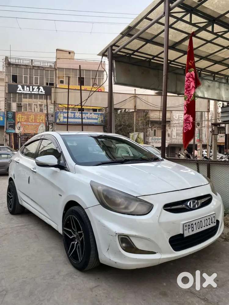 Hyundai Fluidic Verna 2011 Diesel 85000 Km Driven