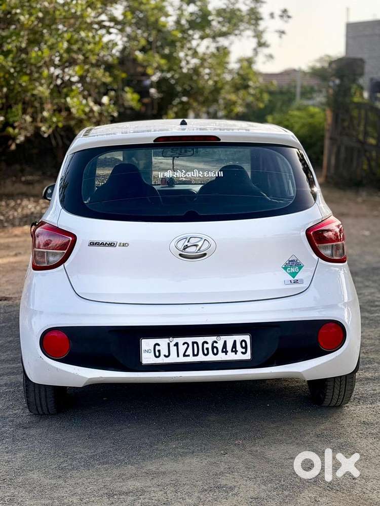 Grand I10  1 Owner  Year=2018 Petrol+cng Company Fitting Type..!