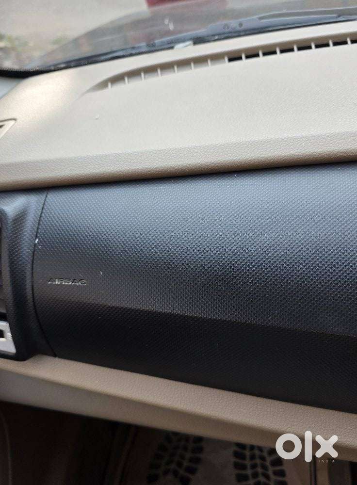 Mahindra Tuv 300 T8, 2016, Diesel